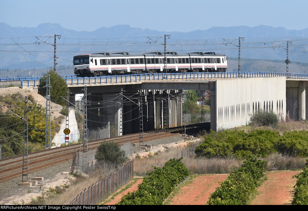 RENFE 592 000